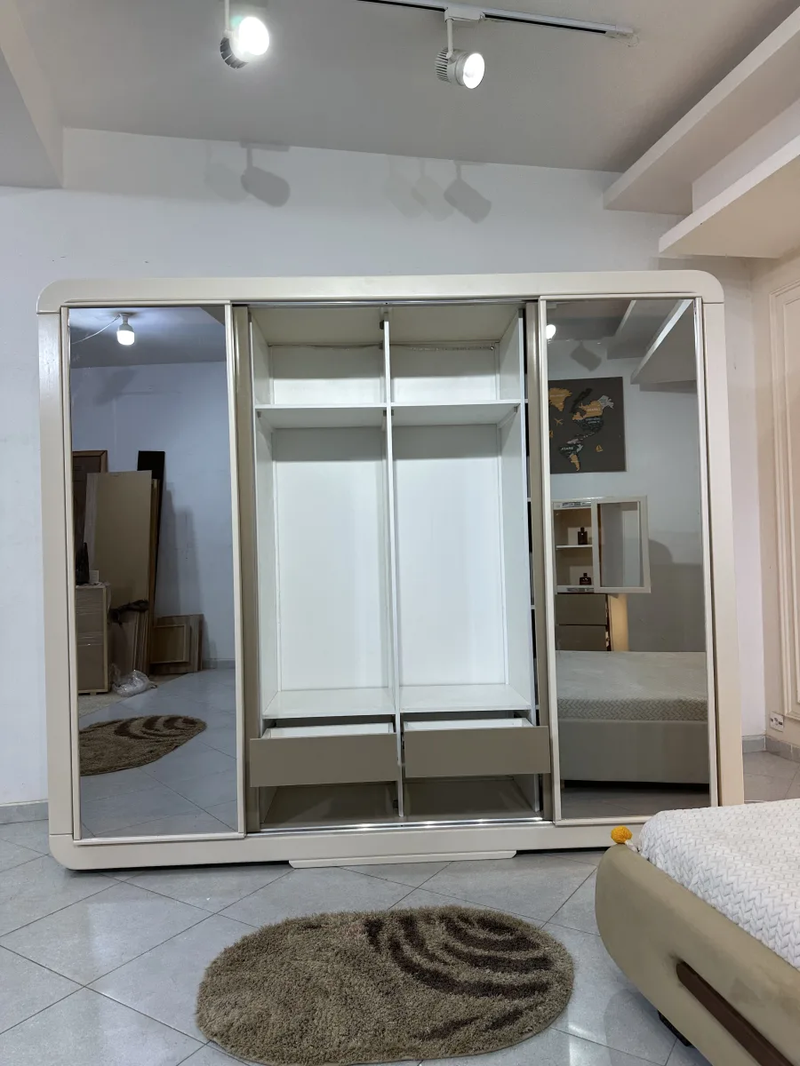 QAMAR Bedroom Set