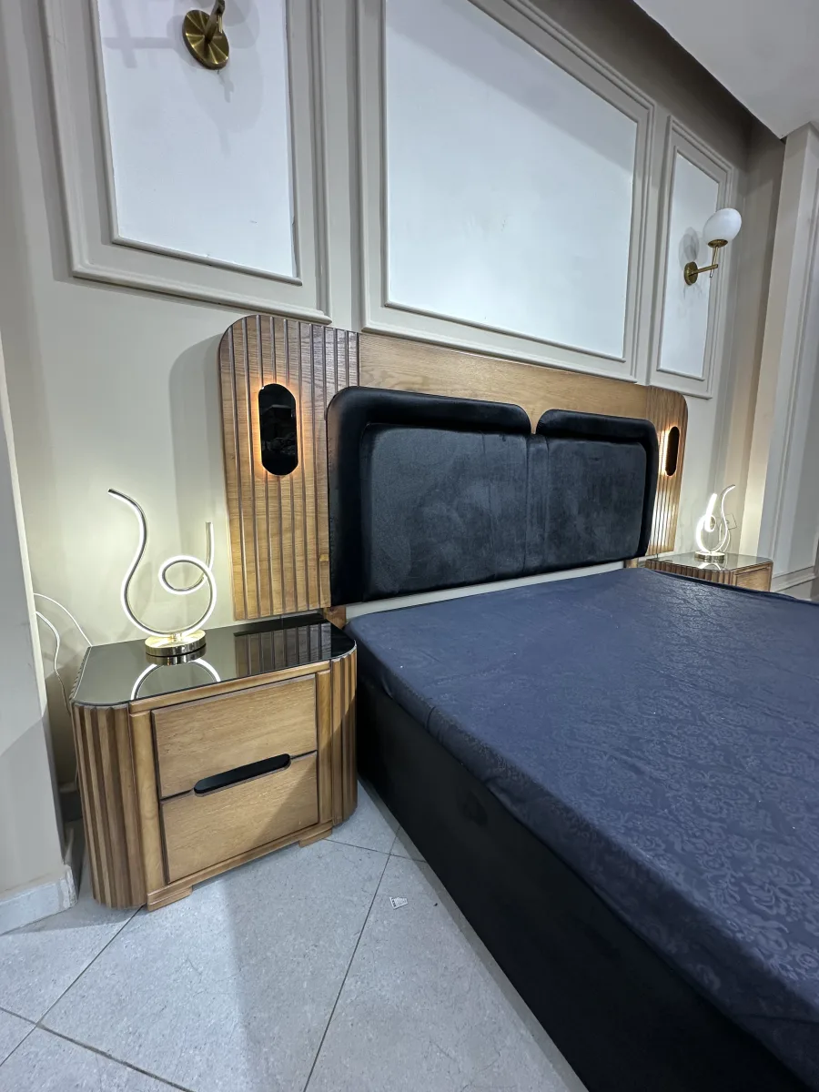 ELLIANA PRO Bedroom Set