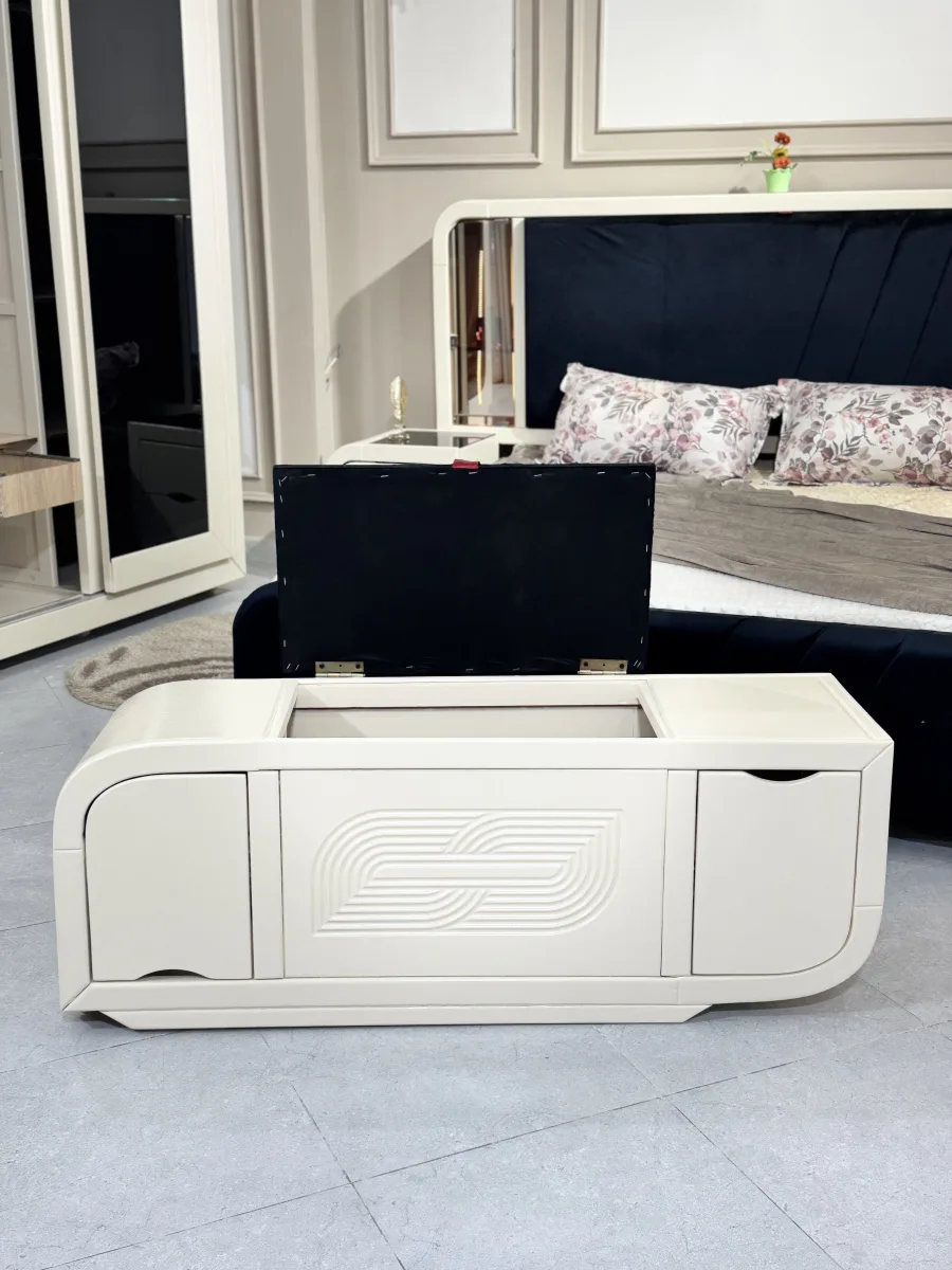 LORENNE Bedroom Set