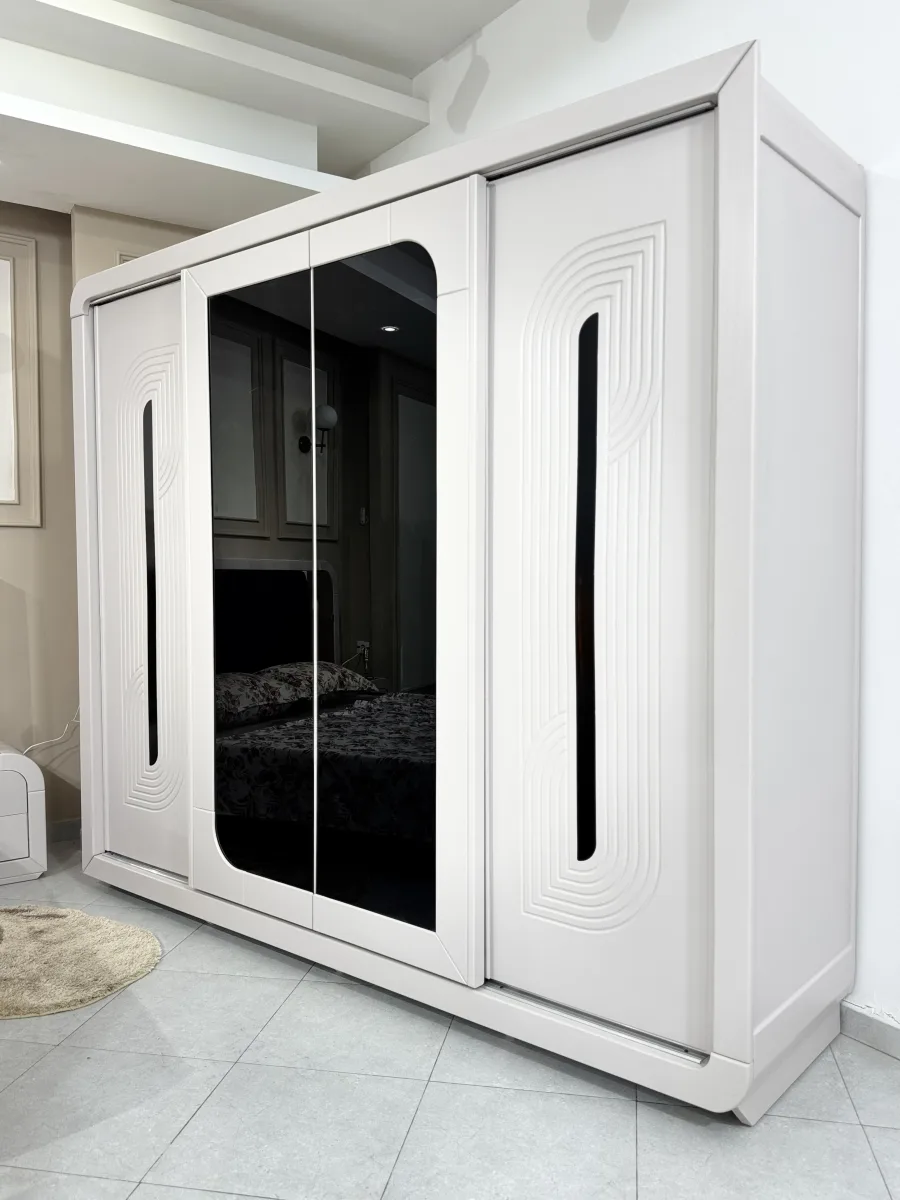 LORENNE Bedroom Set