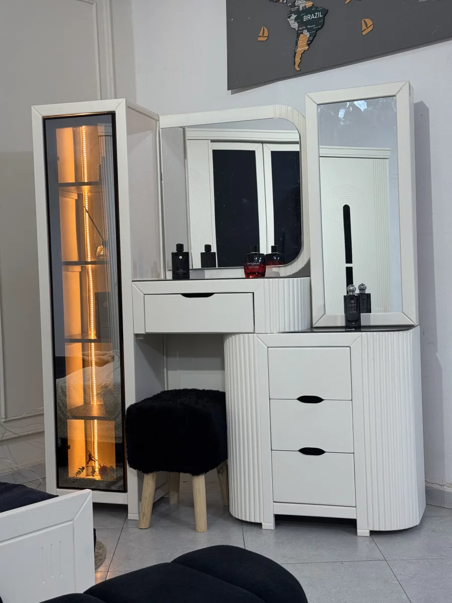 TULIP Bedroom Set
