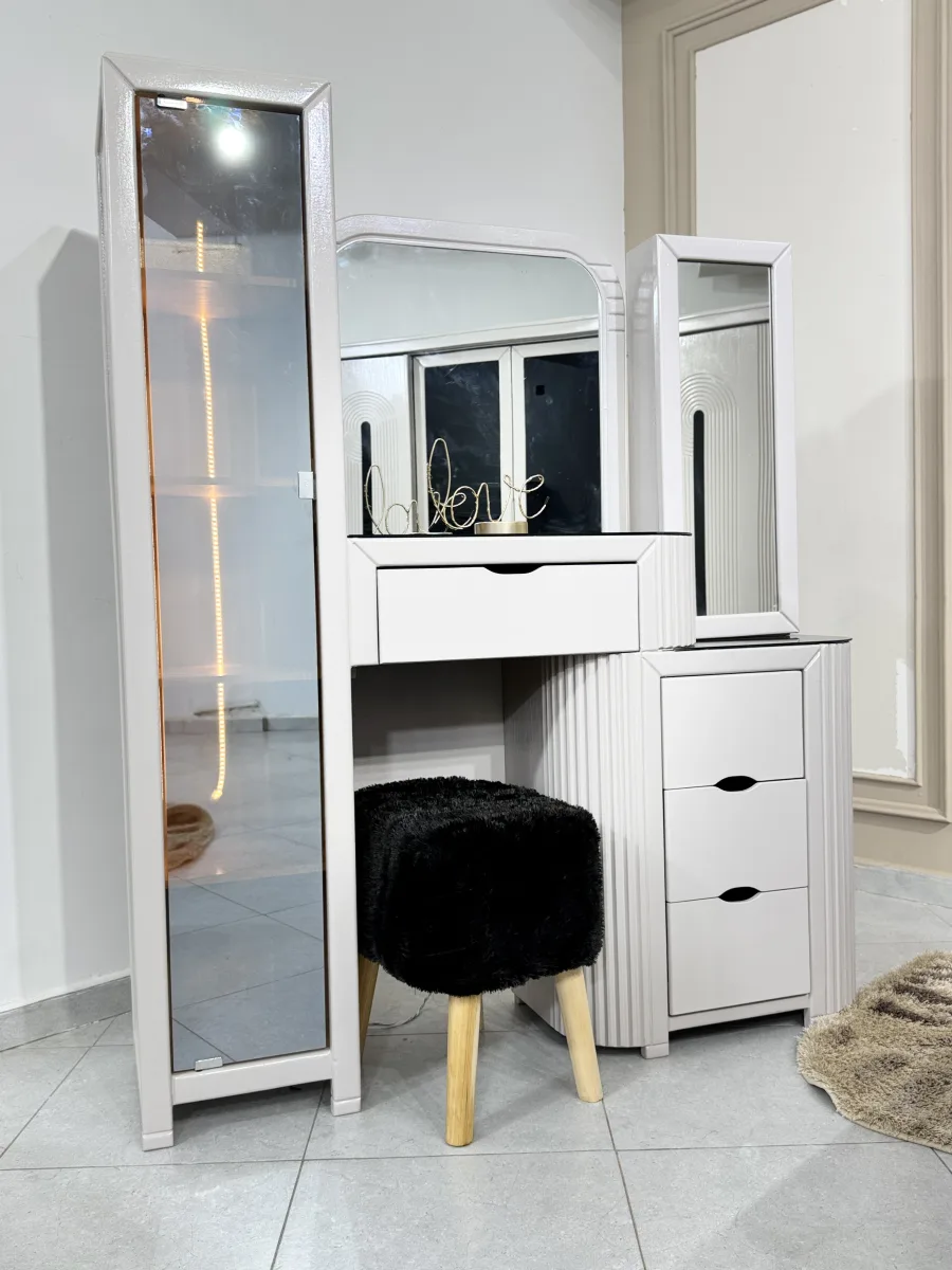 TULIP Bedroom Set