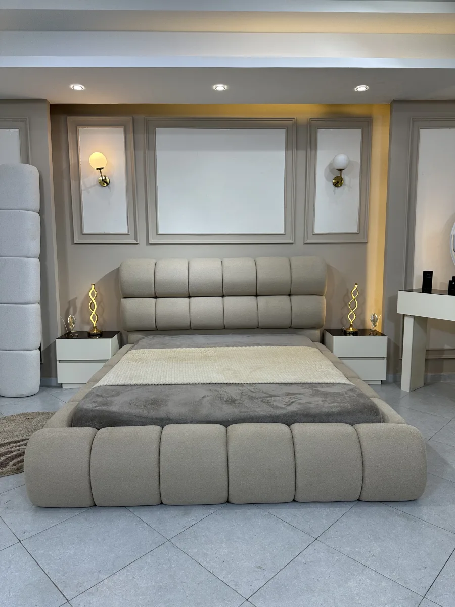 Upholstered bed