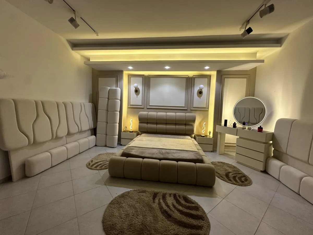 Upholstered bed